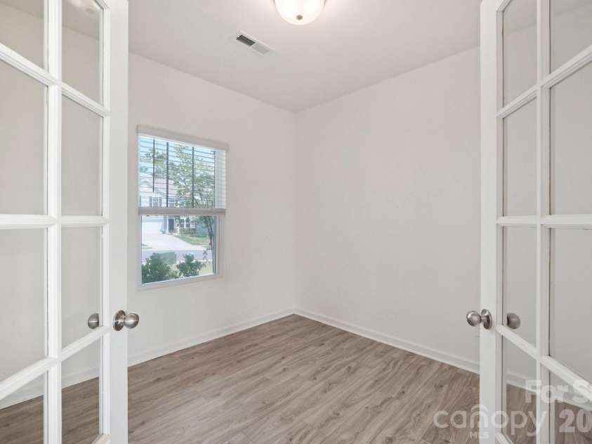 120 Mooring Drive, Statesville, NC 28677.  MLS# CAR4351602, YatesRealty ID 6387. 