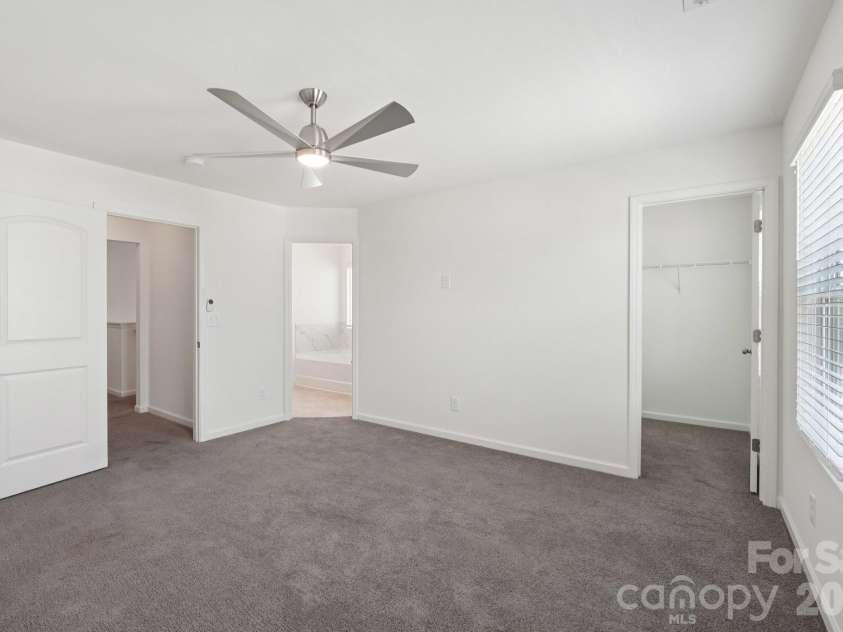 120 Mooring Drive, Statesville, NC 28677.  MLS# CAR4351602, YatesRealty ID 6387. 