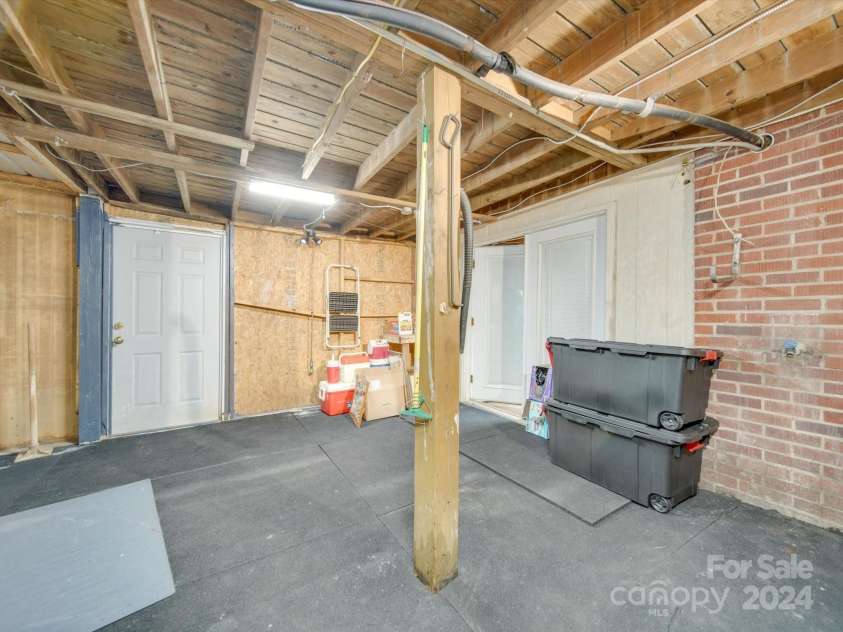 504 Pine Lane, Wadesboro, NC 28170.  MLS# CAR4201642, YatesRealty ID 6387. 