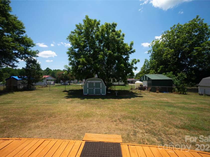 155 Old Airport Road, Statesville, NC 28677.  MLS# CAR4161080, YatesRealty ID 6388. 