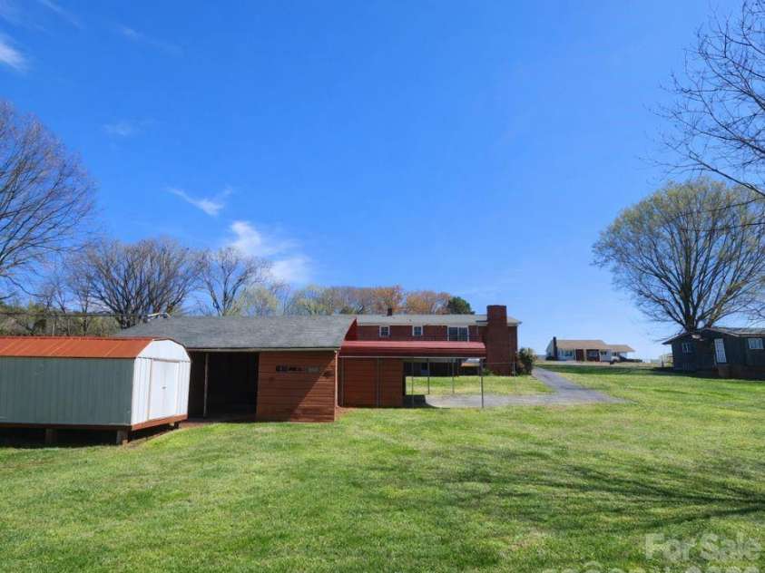 3361 US 321 Highway, Newton, NC 28658.  MLS# CAR4352654, YatesRealty ID 6388. 