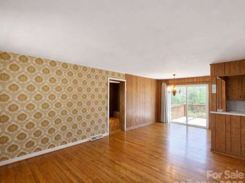 3361 US 321 Highway, Newton, NC 28658.  MLS# CAR4352654, YatesRealty ID 6388. 