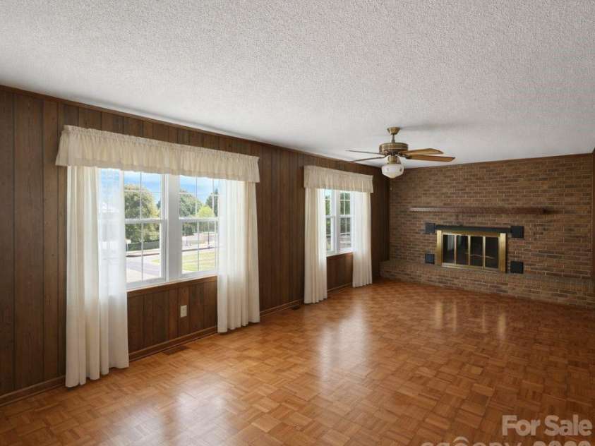 3361 US 321 Highway, Newton, NC 28658.  MLS# CAR4352654, YatesRealty ID 6388. 