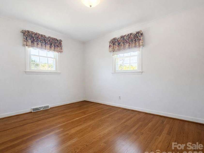 3361 US 321 Highway, Newton, NC 28658.  MLS# CAR4352654, YatesRealty ID 6388. 
