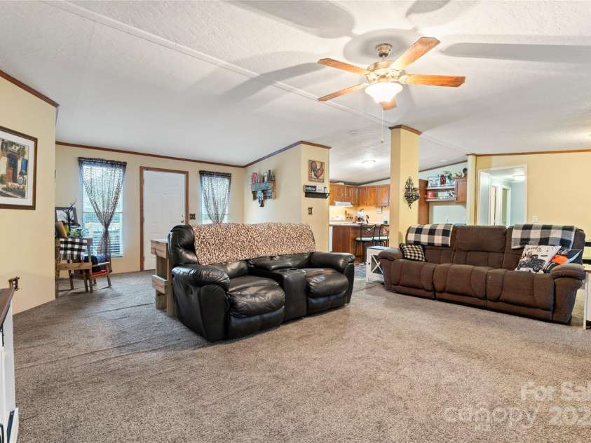 335 Red Rose Lane, Mooresville, NC 28115.  MLS# CAR4192421, YatesRealty ID 6389. 