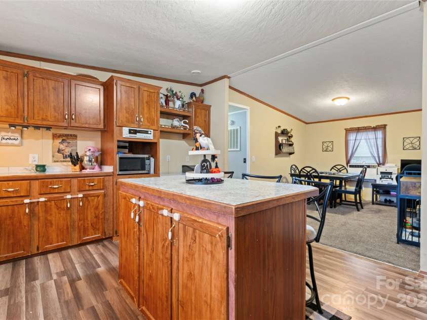 335 Red Rose Lane, Mooresville, NC 28115.  MLS# CAR4192421, YatesRealty ID 6389. 