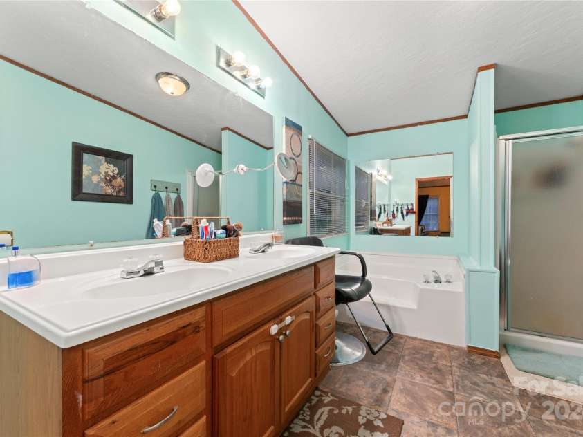 335 Red Rose Lane, Mooresville, NC 28115.  MLS# CAR4192421, YatesRealty ID 6389. 