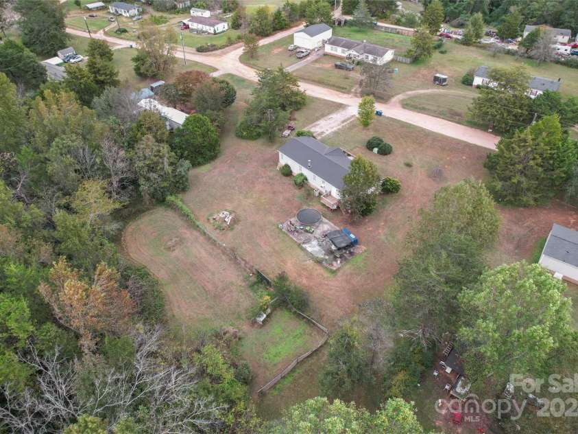 335 Red Rose Lane, Mooresville, NC 28115.  MLS# CAR4192421, YatesRealty ID 6389. 