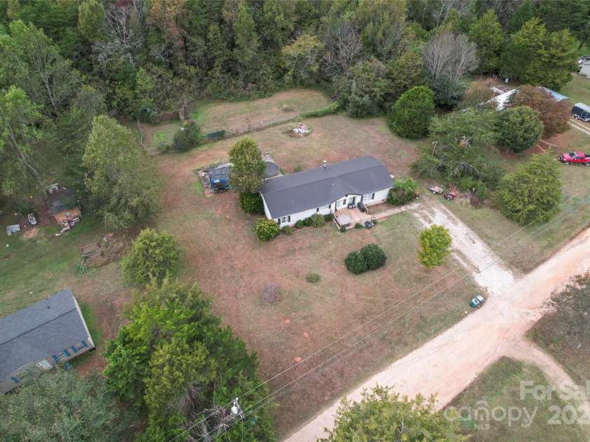 335 Red Rose Lane, Mooresville, NC 28115.  MLS# CAR4192421, YatesRealty ID 6389. 