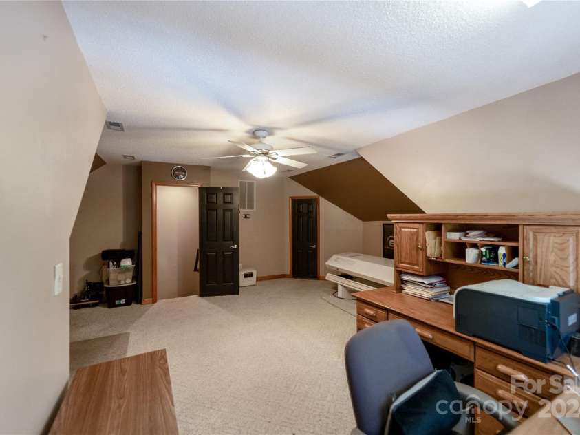 10235 Mount Holly Road, Charlotte, NC 28214.  MLS# CAR4177384, YatesRealty ID 639. 