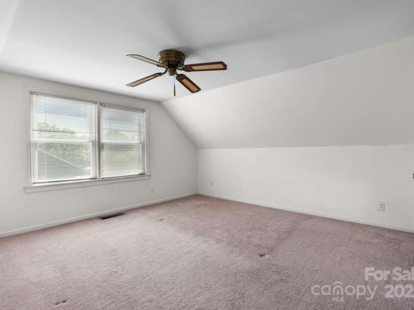 112 2nd Avenue, Maiden, NC 28650.  MLS# CAR4181421, YatesRealty ID 6390. 