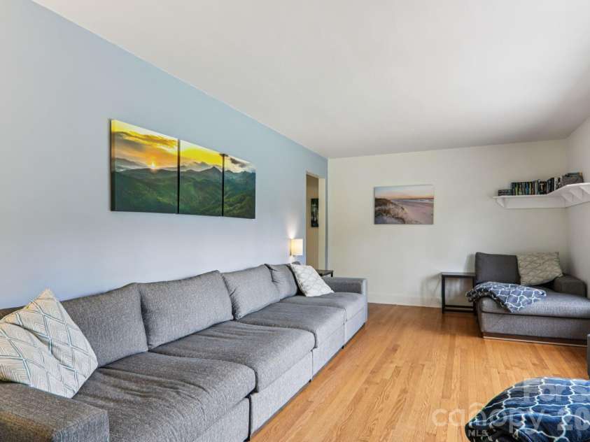 318 Old Leicester Highway, Asheville, NC 28806.  MLS# CAR4351611, YatesRealty ID 6390. 