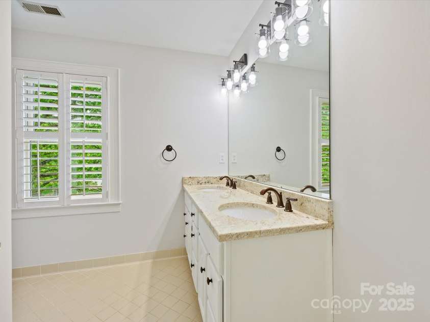 7329 Kennington Court, Charlotte, NC 28270.  MLS# CAR4223207, YatesRealty ID 6391. 