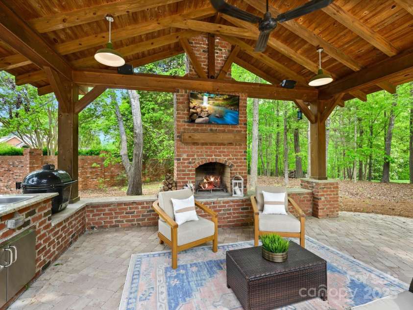 7329 Kennington Court, Charlotte, NC 28270.  MLS# CAR4223207, YatesRealty ID 6391. 