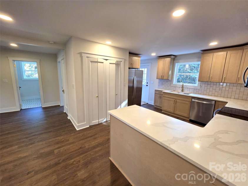 1809 C Street, Kannapolis, NC 28081.  MLS# CAR4349779, YatesRealty ID 6392. 