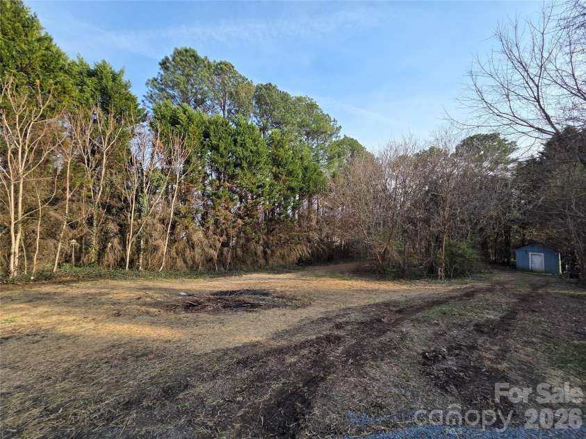 1809 C Street, Kannapolis, NC 28081.  MLS# CAR4349779, YatesRealty ID 6392. 