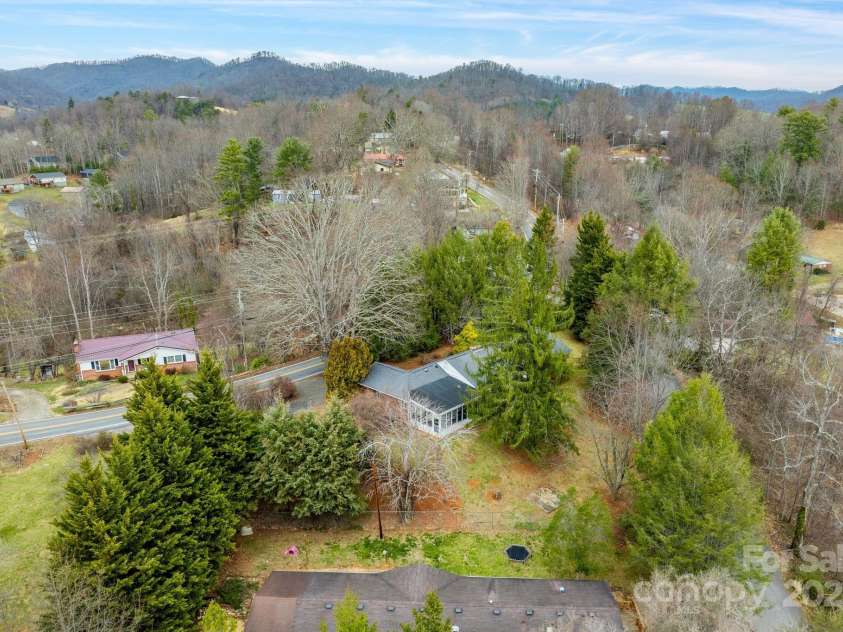 474 Main Street, Mars Hill, NC 28754.  MLS# CAR4228521, YatesRealty ID 6392. 