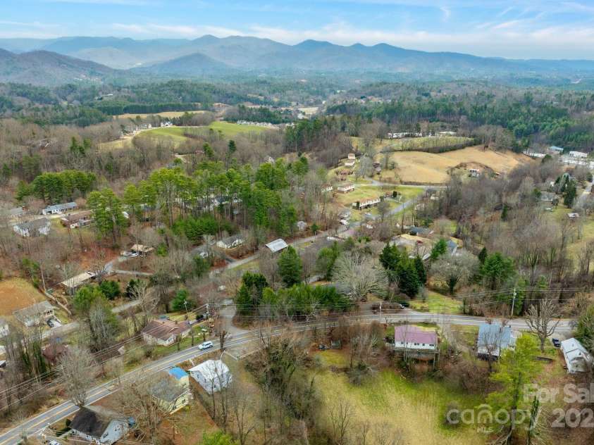 474 Main Street, Mars Hill, NC 28754.  MLS# CAR4228521, YatesRealty ID 6392. 