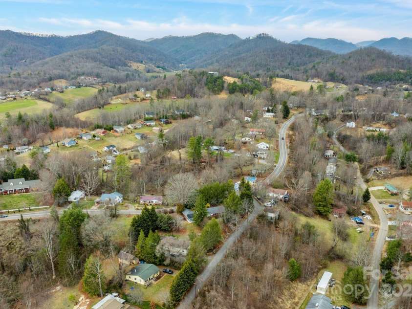 474 Main Street, Mars Hill, NC 28754.  MLS# CAR4228521, YatesRealty ID 6392. 