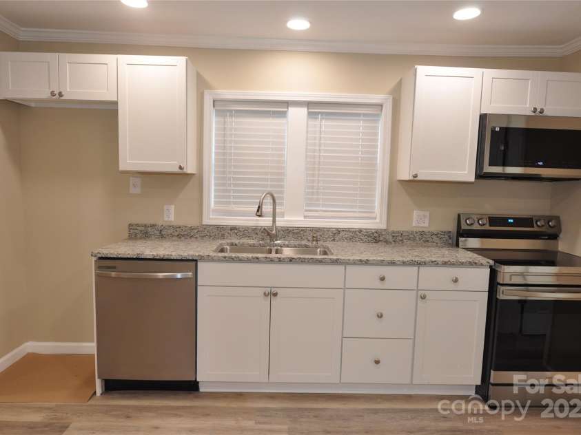 714 Webber Avenue, Chester, SC 29706.  MLS# CAR4207709, YatesRealty ID 6393. 