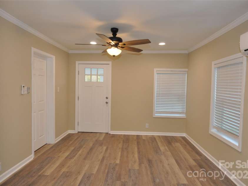 714 Webber Avenue, Chester, SC 29706.  MLS# CAR4207709, YatesRealty ID 6393. 