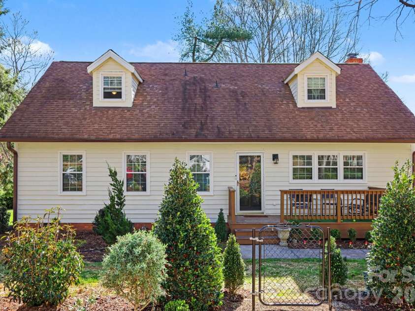 10116 Mountain Apple Drive, Mint Hill, NC 28227.  MLS# CAR4358060, YatesRealty ID 6395. 