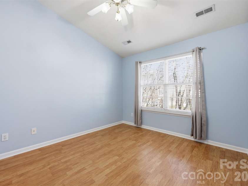 727 Shellstone Place, Fort Mill, SC 29708.  MLS# CAR4359626, YatesRealty ID 6396. Primary bedroom upper level