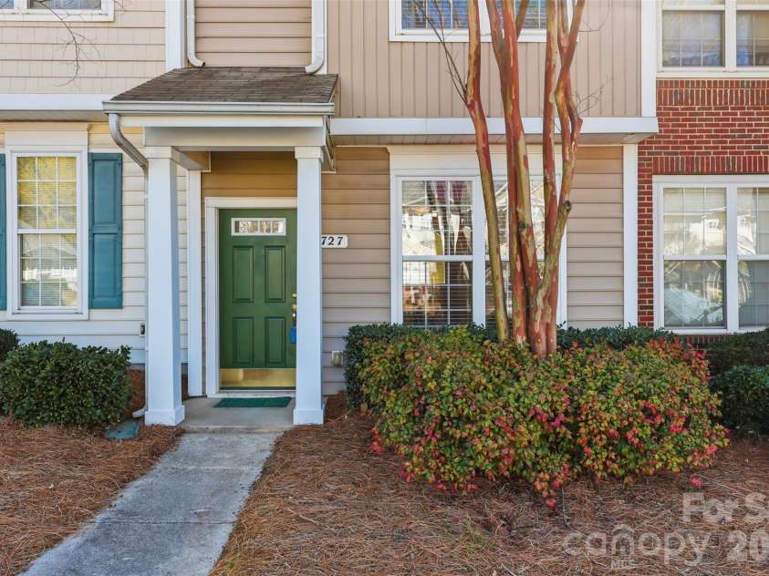 727 Shellstone Place, Fort Mill, SC 29708.  MLS# CAR4359626, YatesRealty ID 6396. Welcome to 727 Shellstone Place