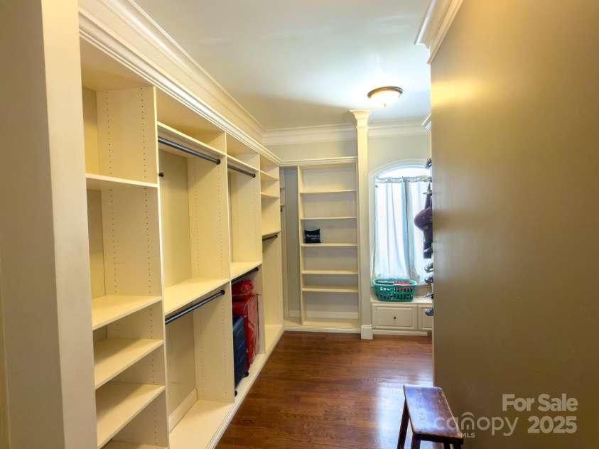 1132 Mt Holly Huntersville Road, Charlotte, NC 28214.  MLS# CAR4298460, YatesRealty ID 6397. 