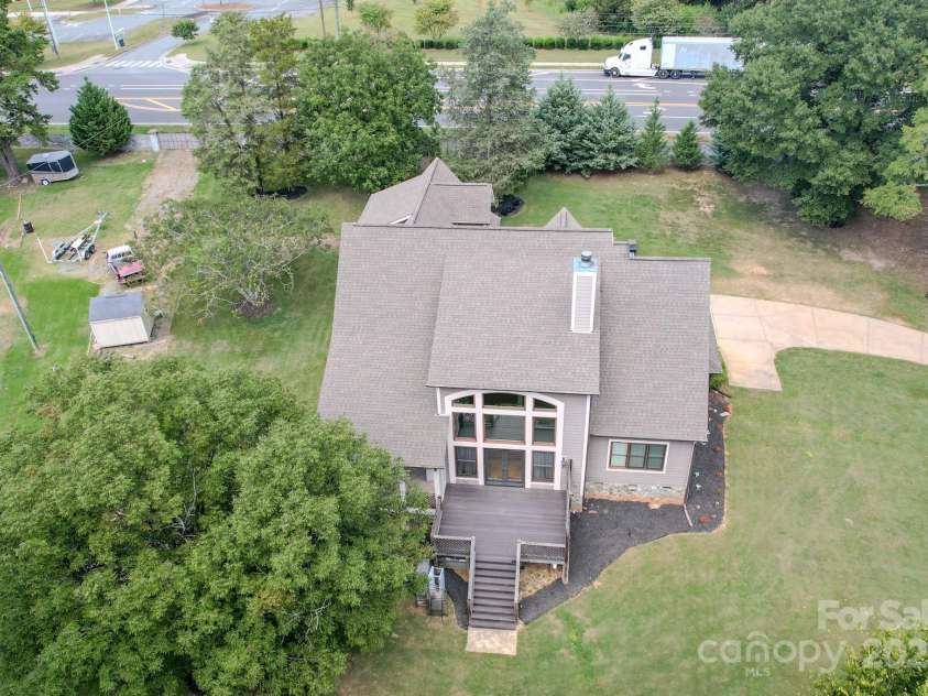 1132 Mt Holly Huntersville Road, Charlotte, NC 28214.  MLS# CAR4298460, YatesRealty ID 6397. 