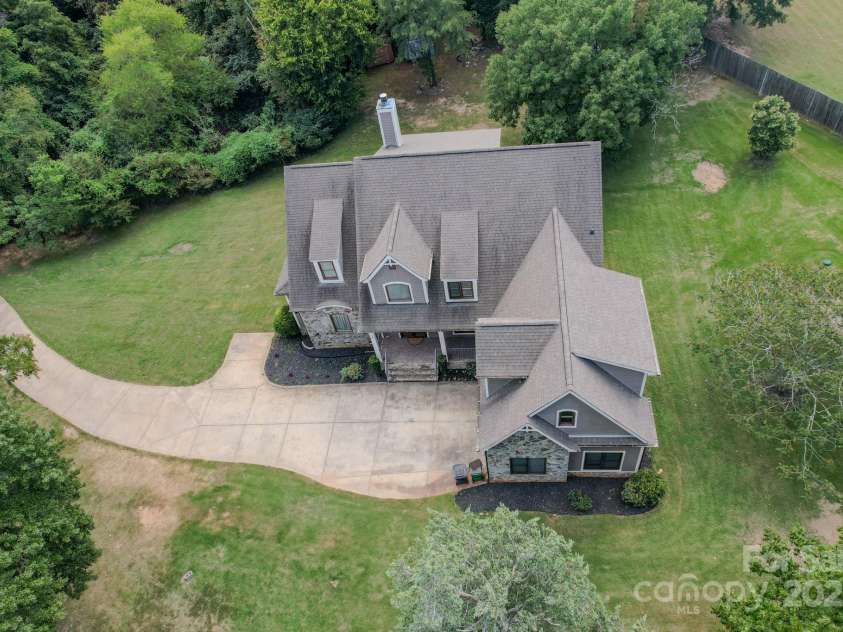 1132 Mt Holly Huntersville Road, Charlotte, NC 28214.  MLS# CAR4298460, YatesRealty ID 6397. 