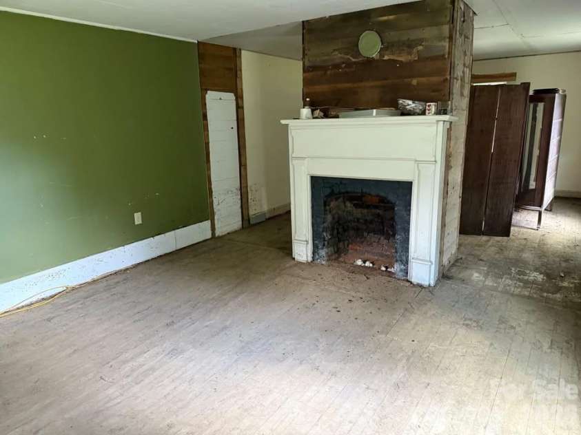 166 Old Helton School Road, Lansing, NC 28643.  MLS# CAR4333669, YatesRealty ID 6398. 
