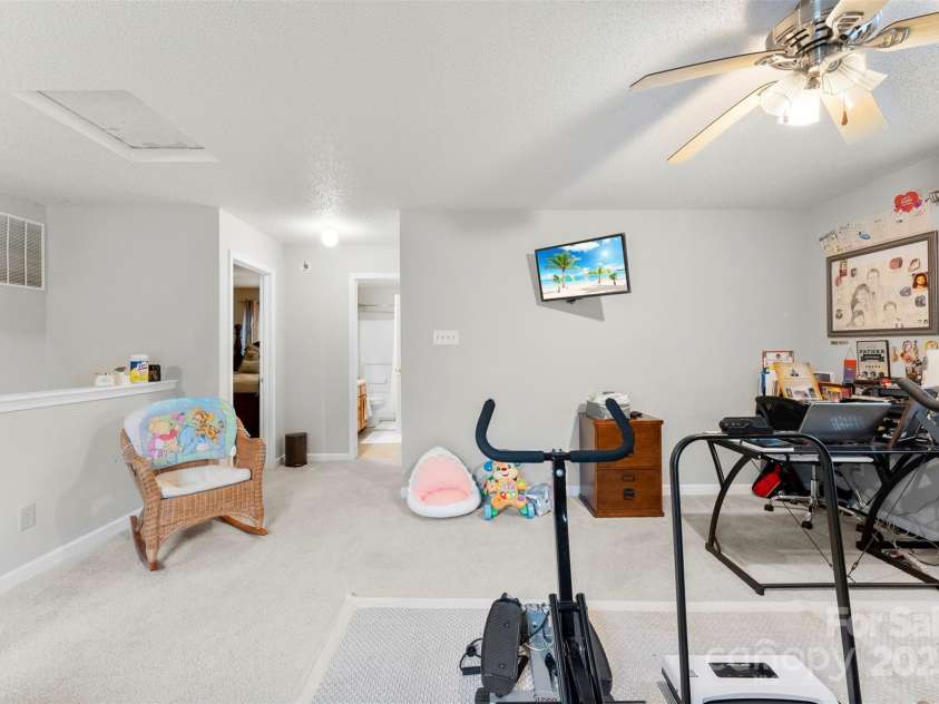 2011 Dunsmore Lane, Waxhaw, NC 28173.  MLS# CAR4240231, YatesRealty ID 64. 