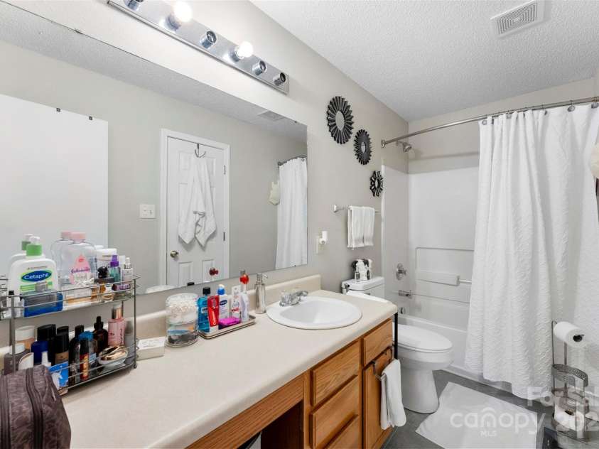 2011 Dunsmore Lane, Waxhaw, NC 28173.  MLS# CAR4240231, YatesRealty ID 64. 