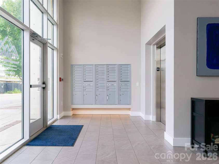 45 Asheland Avenue, Asheville, NC 28801.  MLS# CAR4342608, YatesRealty ID 64. 