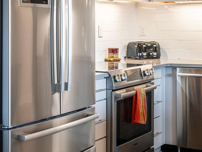 45 Asheland Avenue, Asheville, NC 28801.  MLS# CAR4342608, YatesRealty ID 64. 