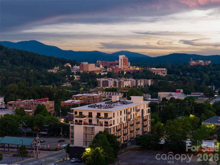 45 Asheland Avenue, Asheville, NC 28801.  MLS# CAR4342608, YatesRealty ID 64. 