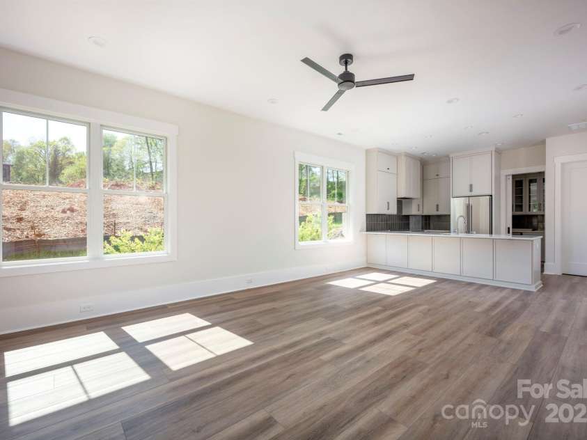 139 Poplar Grove Road, Mooresville, NC 28117.  MLS# CAR4245842, YatesRealty ID 6400. Living Room