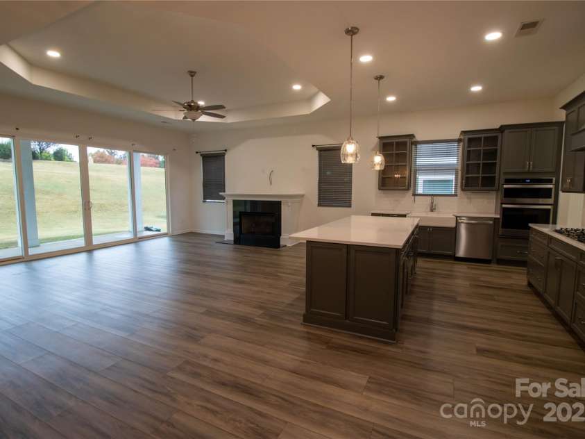 6642 star Drive, Sherrills Ford, NC 28673.  MLS# CAR4317785, YatesRealty ID 6400. 