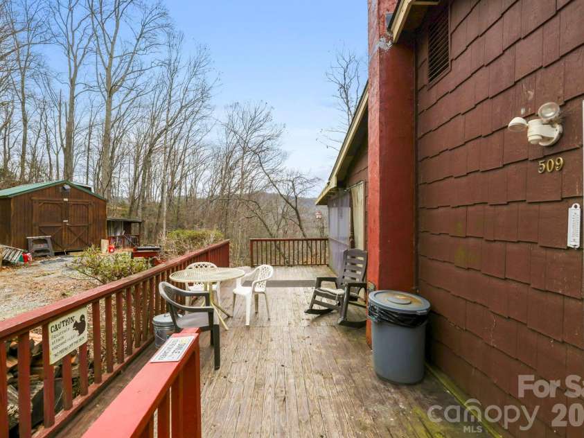 509 High Top Drive, Fletcher, NC 28732.  MLS# CAR4355898, YatesRealty ID 6401. 