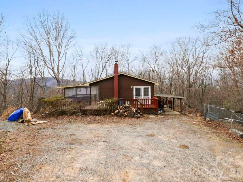 509 High Top Drive, Fletcher, NC 28732.  MLS# CAR4355898, YatesRealty ID 6401. 