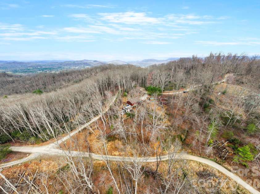 509 High Top Drive, Fletcher, NC 28732.  MLS# CAR4355898, YatesRealty ID 6401. 