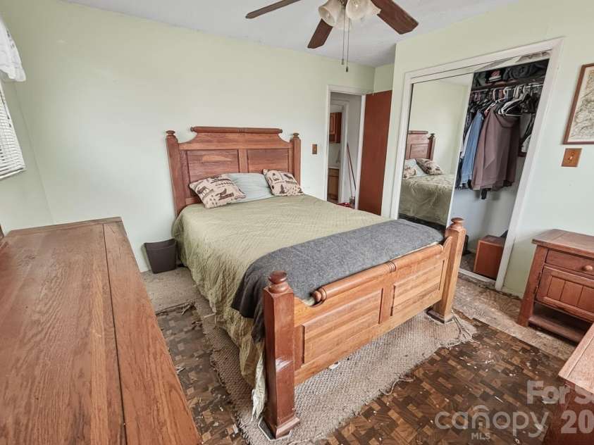 509 High Top Drive, Fletcher, NC 28732.  MLS# CAR4355898, YatesRealty ID 6401. 