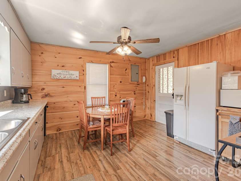 2202 NC 226A Highway, Marion, NC 28752.  MLS# CAR4358690, YatesRealty ID 6402. 