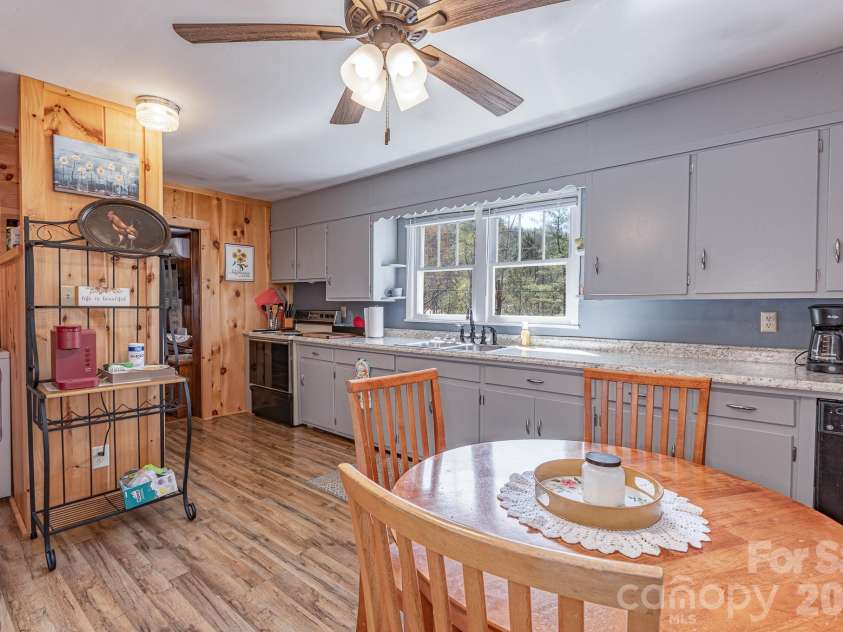 2202 NC 226A Highway, Marion, NC 28752.  MLS# CAR4358690, YatesRealty ID 6402. 