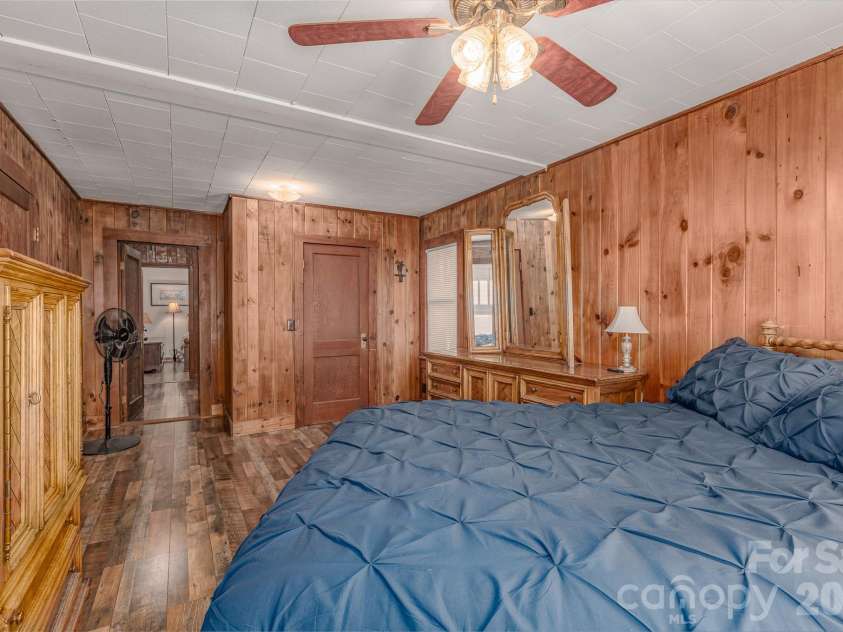 2202 NC 226A Highway, Marion, NC 28752.  MLS# CAR4358690, YatesRealty ID 6402. 
