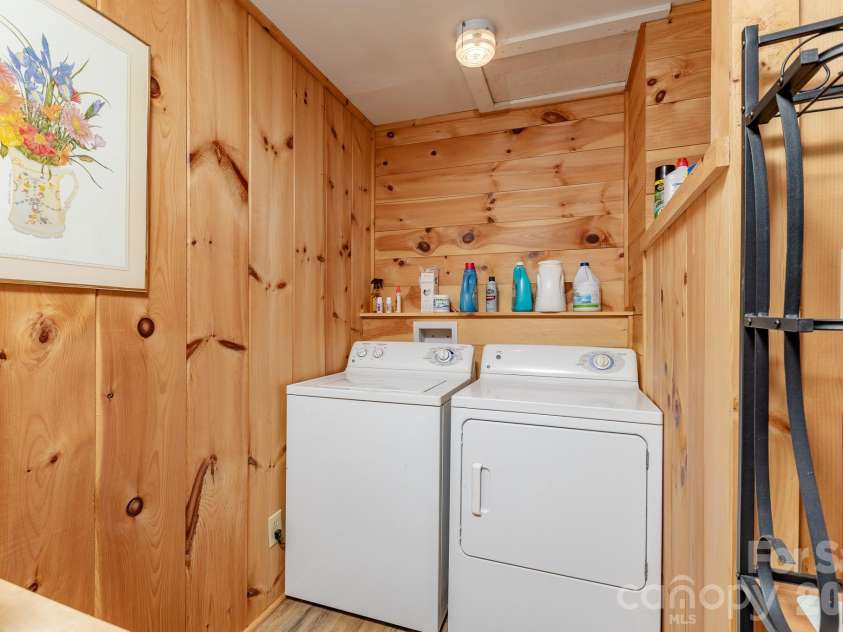 2202 NC 226A Highway, Marion, NC 28752.  MLS# CAR4358690, YatesRealty ID 6402. Laundry area in kitchen