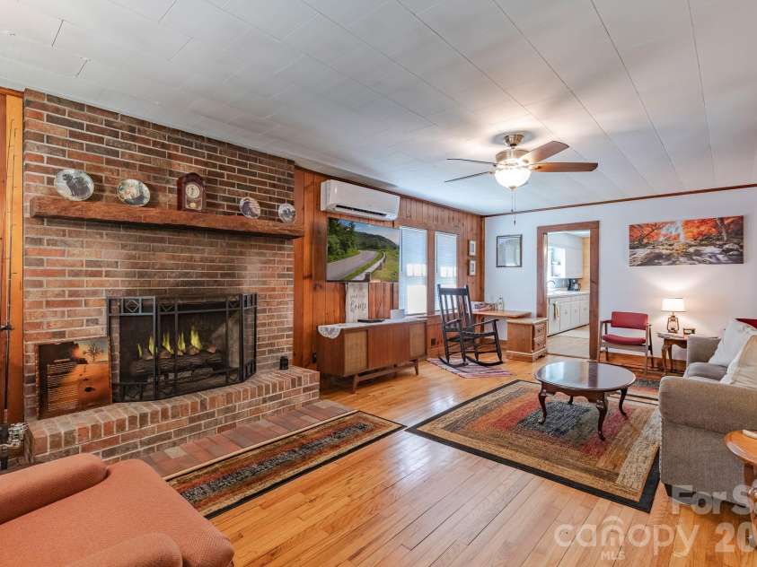 2202 NC 226A Highway, Marion, NC 28752.  MLS# CAR4358690, YatesRealty ID 6402. Living room from front door