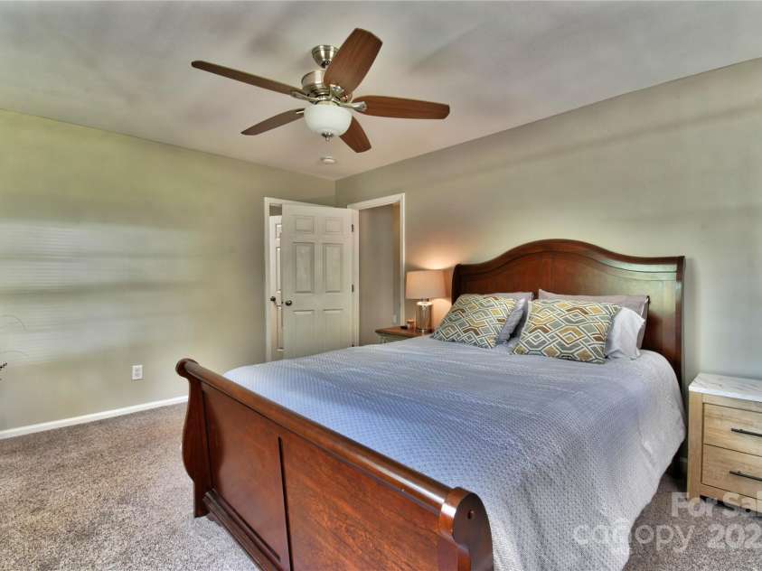 458 Pinehaven Drive, Badin Lake, NC 28127.  MLS# CAR4242649, YatesRealty ID 6402. 