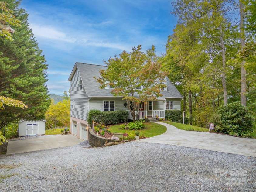 167 Balfour Drive, Rutherfordton, NC 28139.  MLS# CAR4306976, YatesRealty ID 6403. 